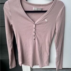 Abercrombie & Fitch Mauve Long Sleeve Tee